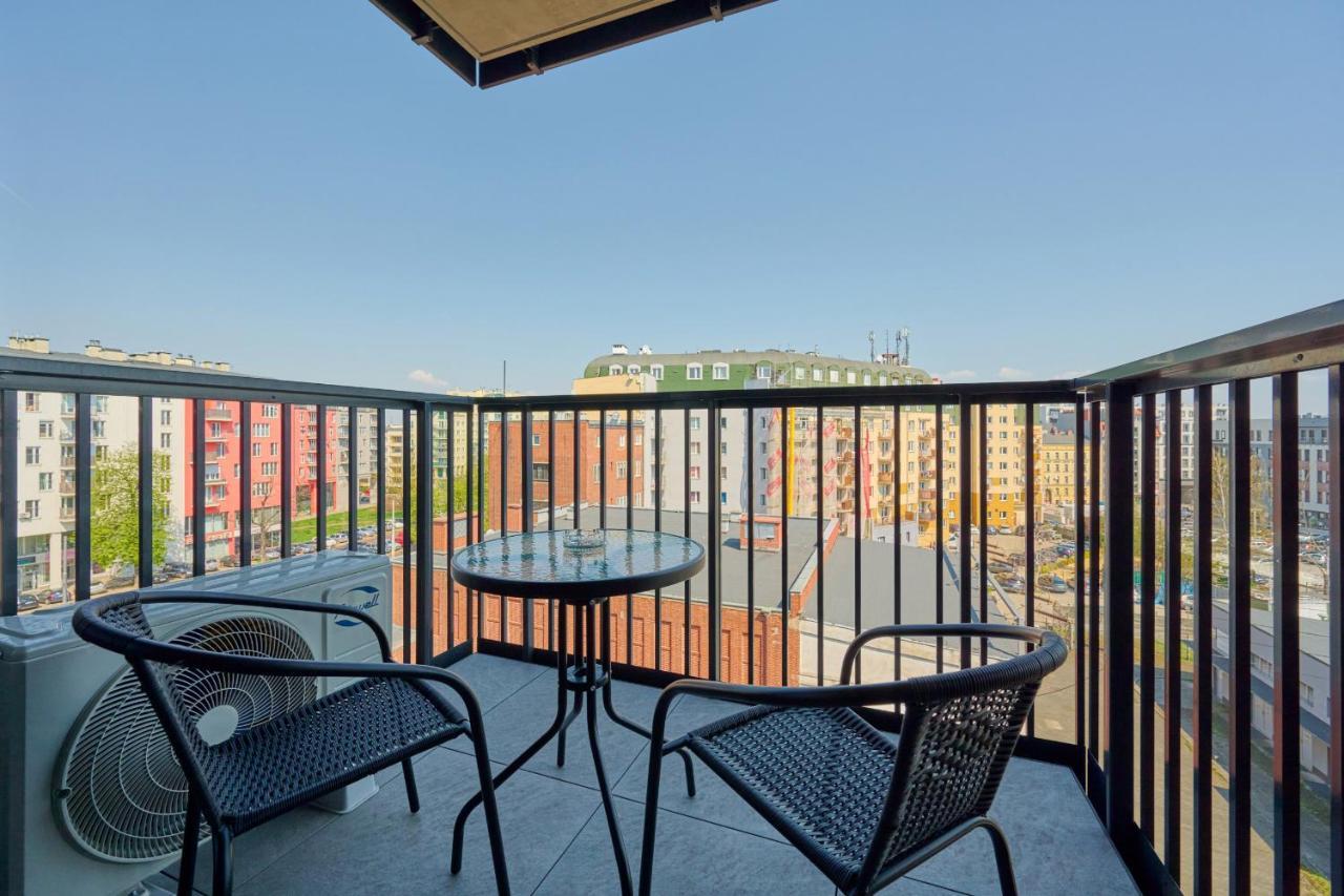 Modern Elegance Apartments Wroclaw With Ac By Noclegi Renters Extérieur photo