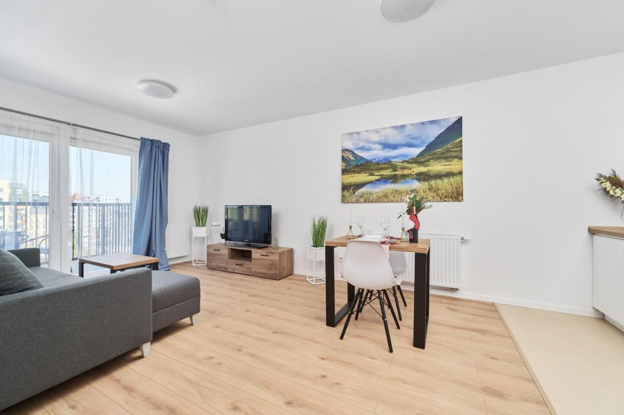 Modern Elegance Apartments Wroclaw With Ac By Noclegi Renters Extérieur photo