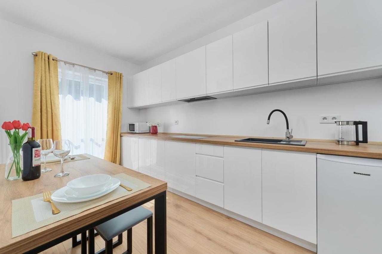 Modern Elegance Apartments Wroclaw With Ac By Noclegi Renters Extérieur photo