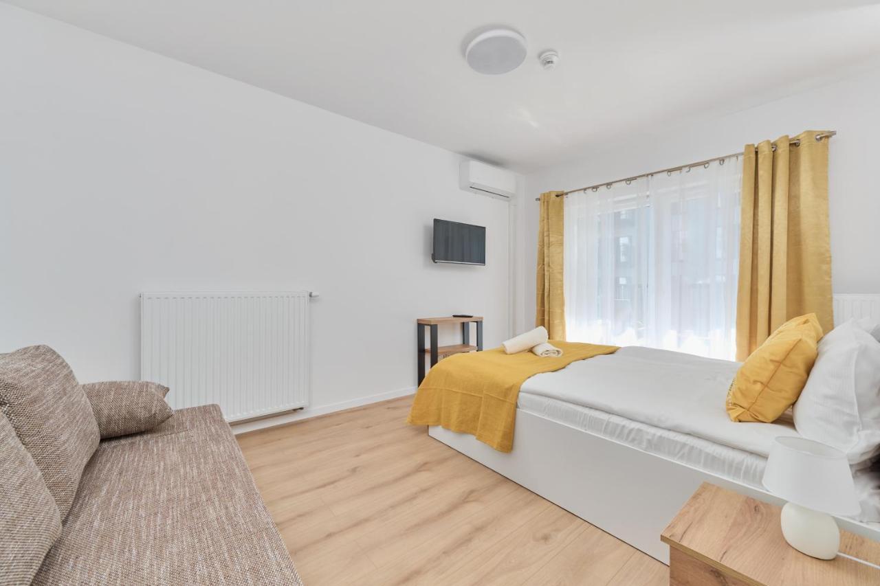 Modern Elegance Apartments Wroclaw With Ac By Noclegi Renters Extérieur photo